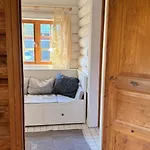 Semesterbostad Haennaenpaeae - Tailtip